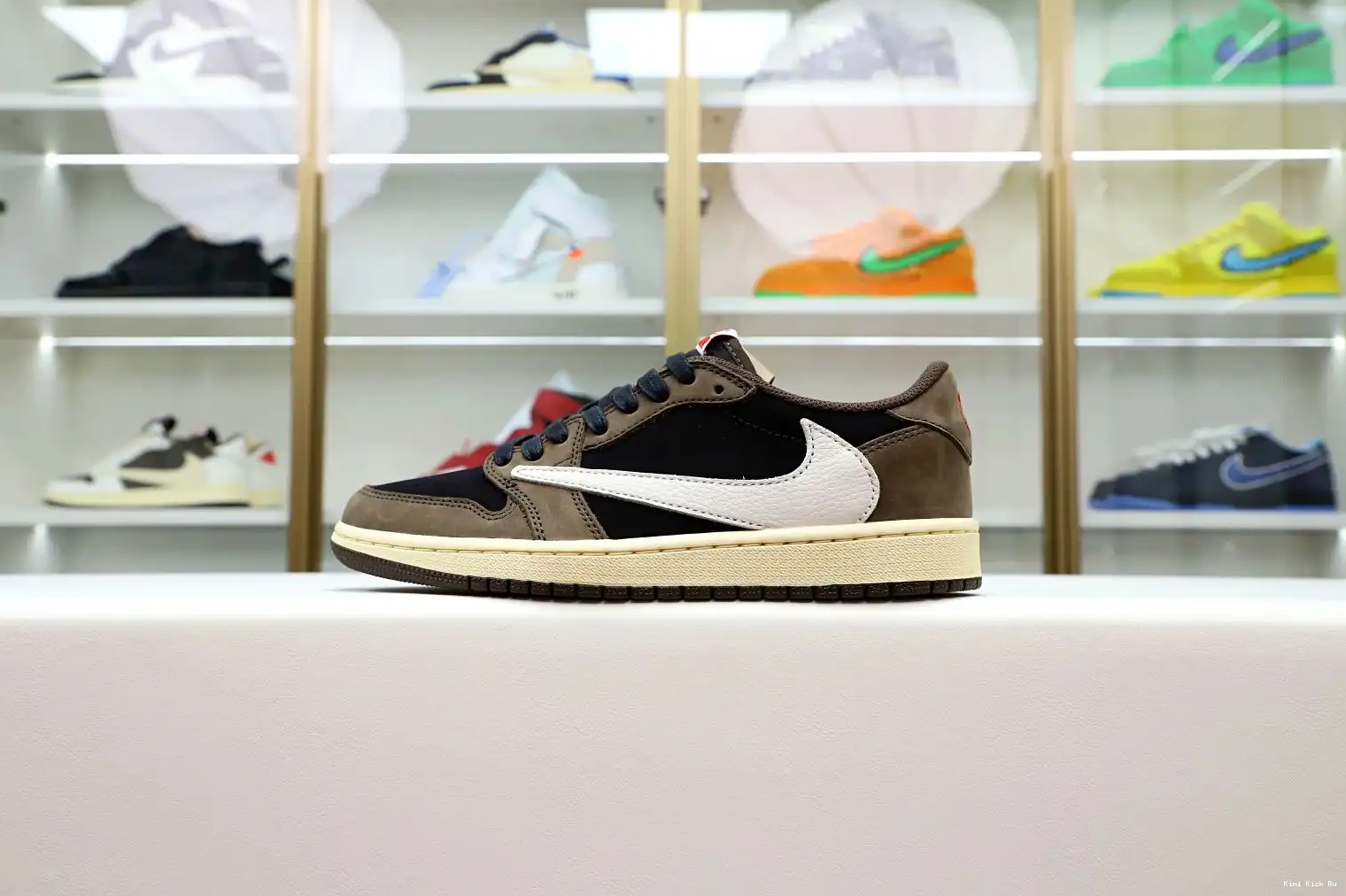 Scott OG Travis Air Jordan Jordan SP TS 1Low Kimikick x 0420